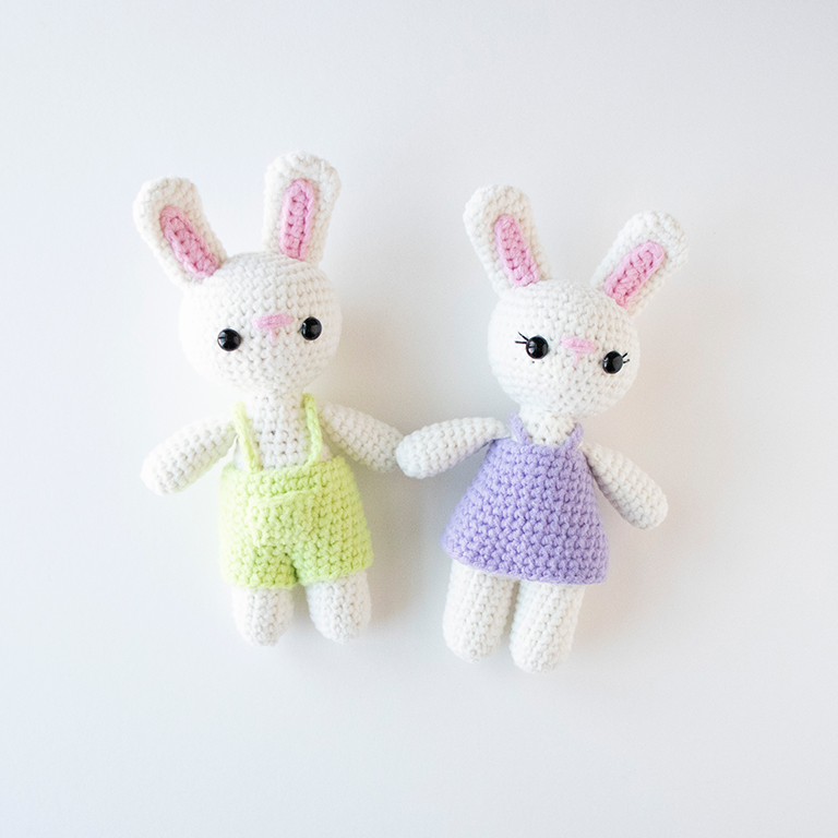 Amigurumi spring bunny, Free crochet pattern