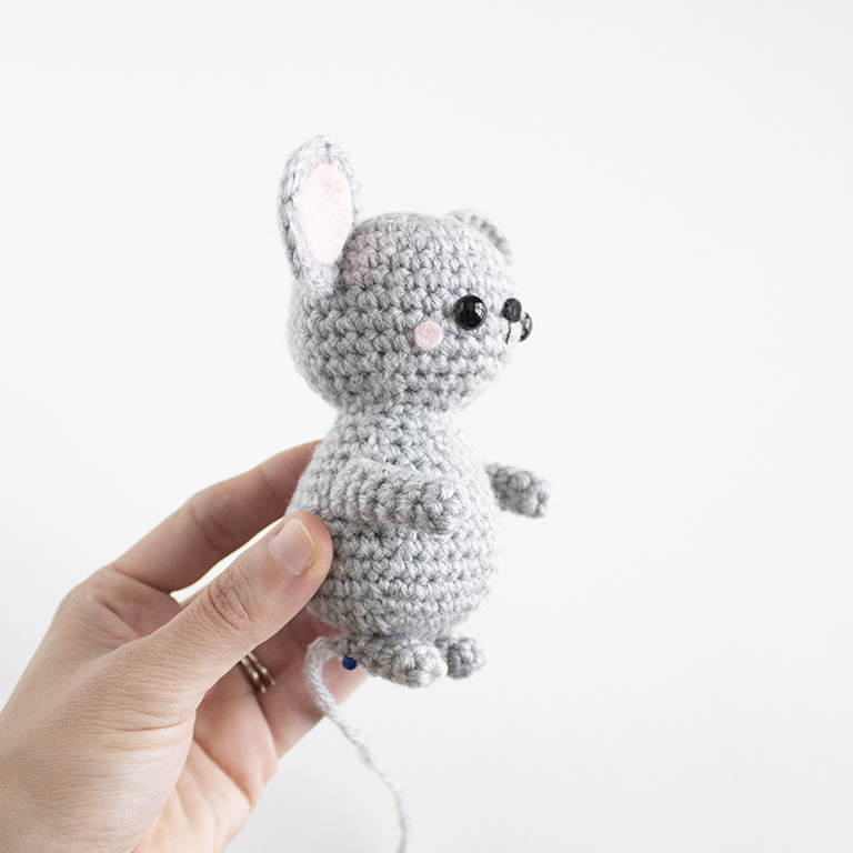 ANGLE Christmas Mouse Crochet