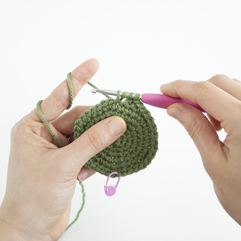 How to Crochet - Treble Crochet (tc) 03