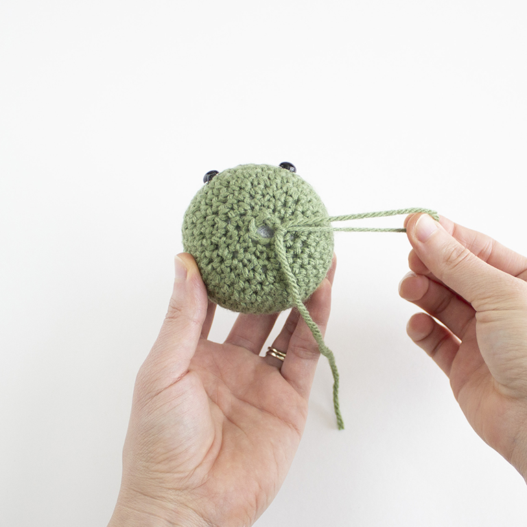 How to Crochet Amigurumi - Closing Up Your Piece - 01