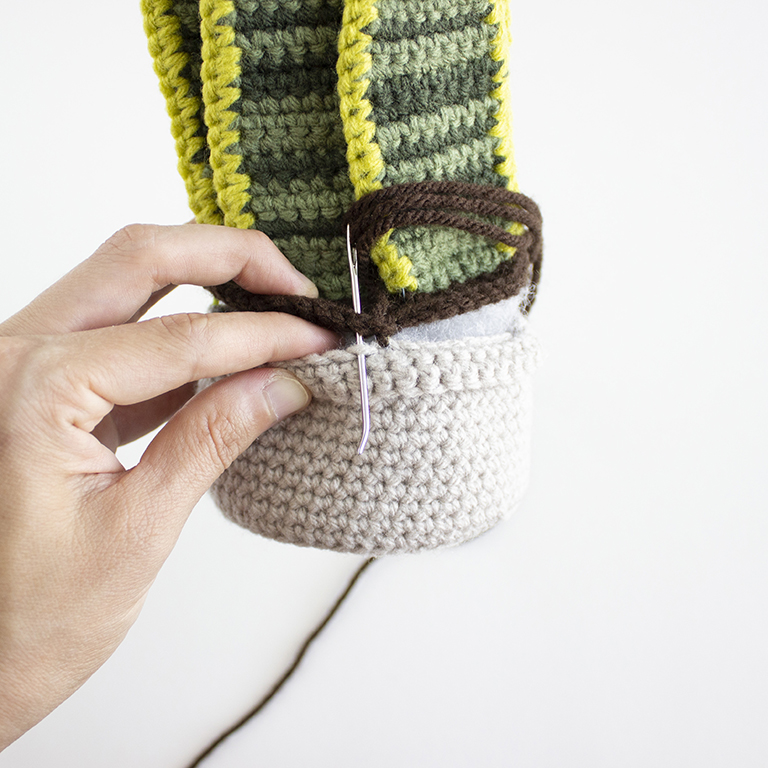 Free Crochet Snake Plant Amigurumi Pattern - LEAF VARIATIONS - ASSEMBLY - 14