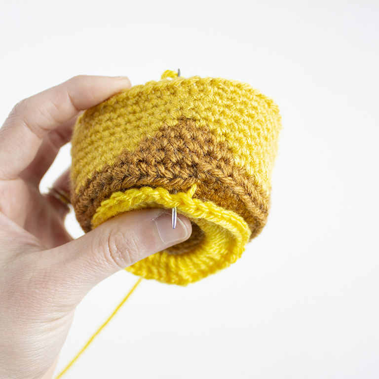 pineapple upside down cake amigurumi crochet pattern- pineapple ring - 15