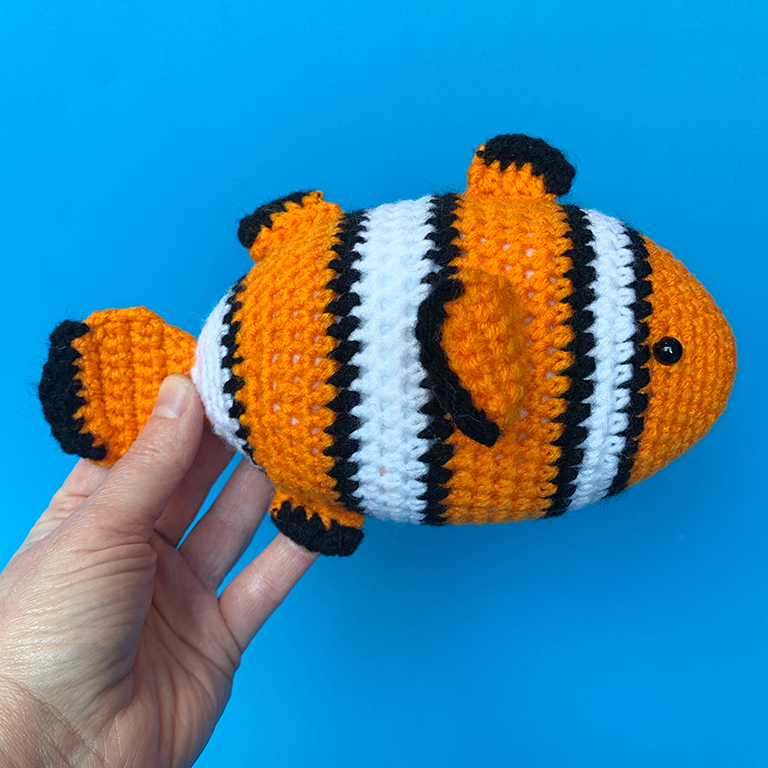 animal amigurumi adventures crochet pattern- andrea - clownfish