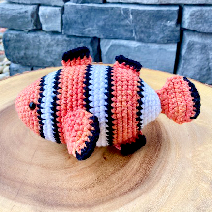 animal amigurumi adventures crochet pattern- tina - clownfish