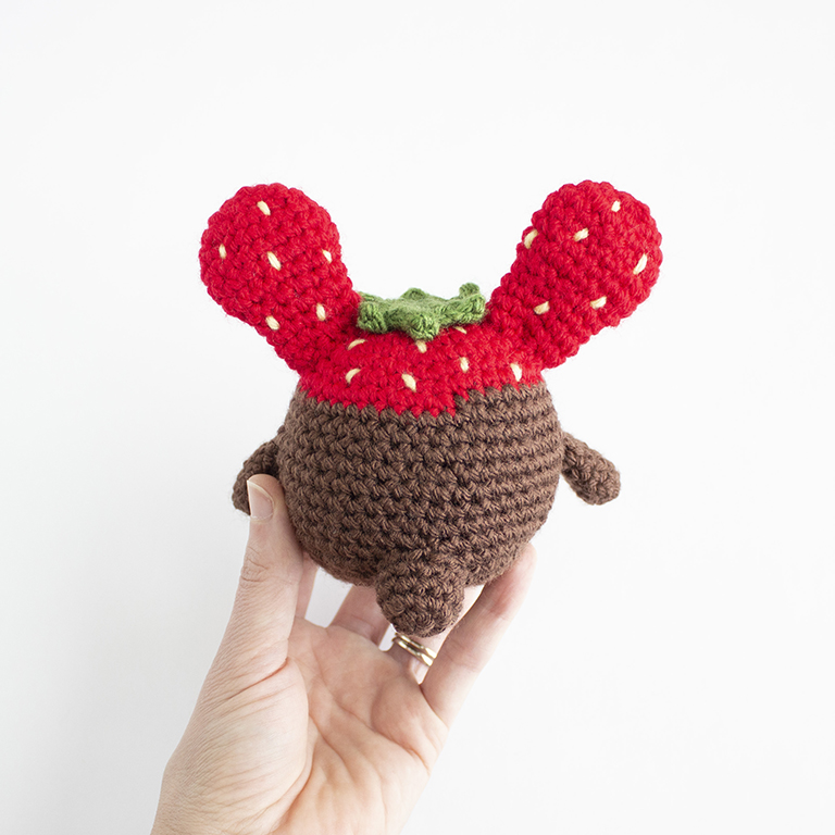 FREE Crochet Valentine’s Day Bunny- Chocolate Covered Strawberry Bunny Hero 03