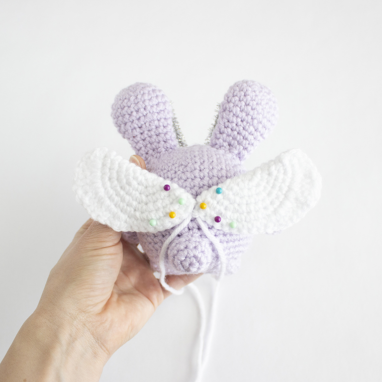 FREE Crochet Valentine’s Day Bunny - Cupid Bunny Wing 04