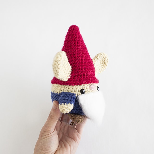 Spring Garden Bunnies Crochet Amigurumi Patterns - Gnome - Hero - 13