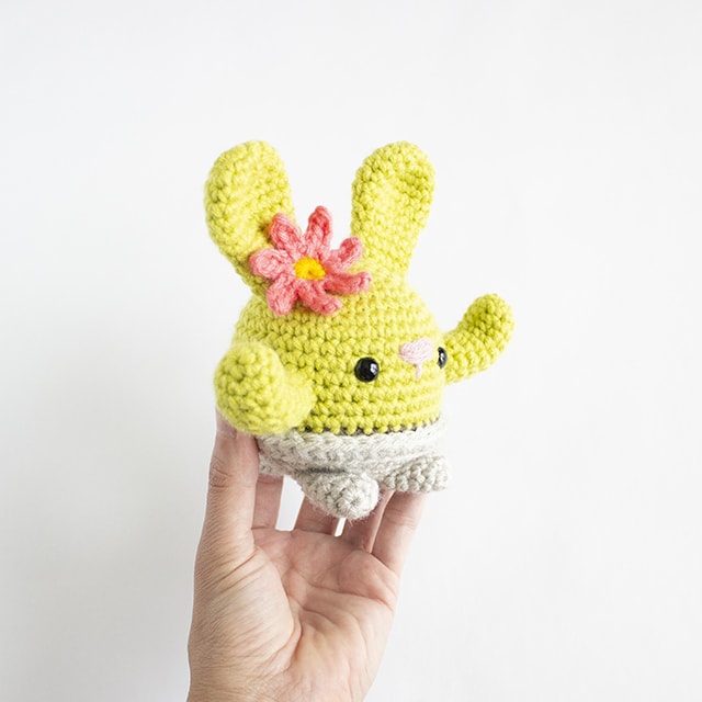 Amigurumi Summer Chubby Bunny Free Crochet Pattern- Saguaro Cactus Bunny 22 Flower Attached