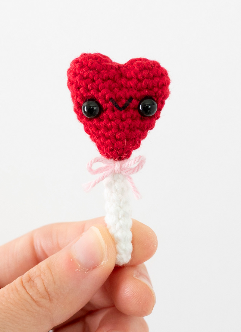 Free Heart Lollipop Crochet Pattern